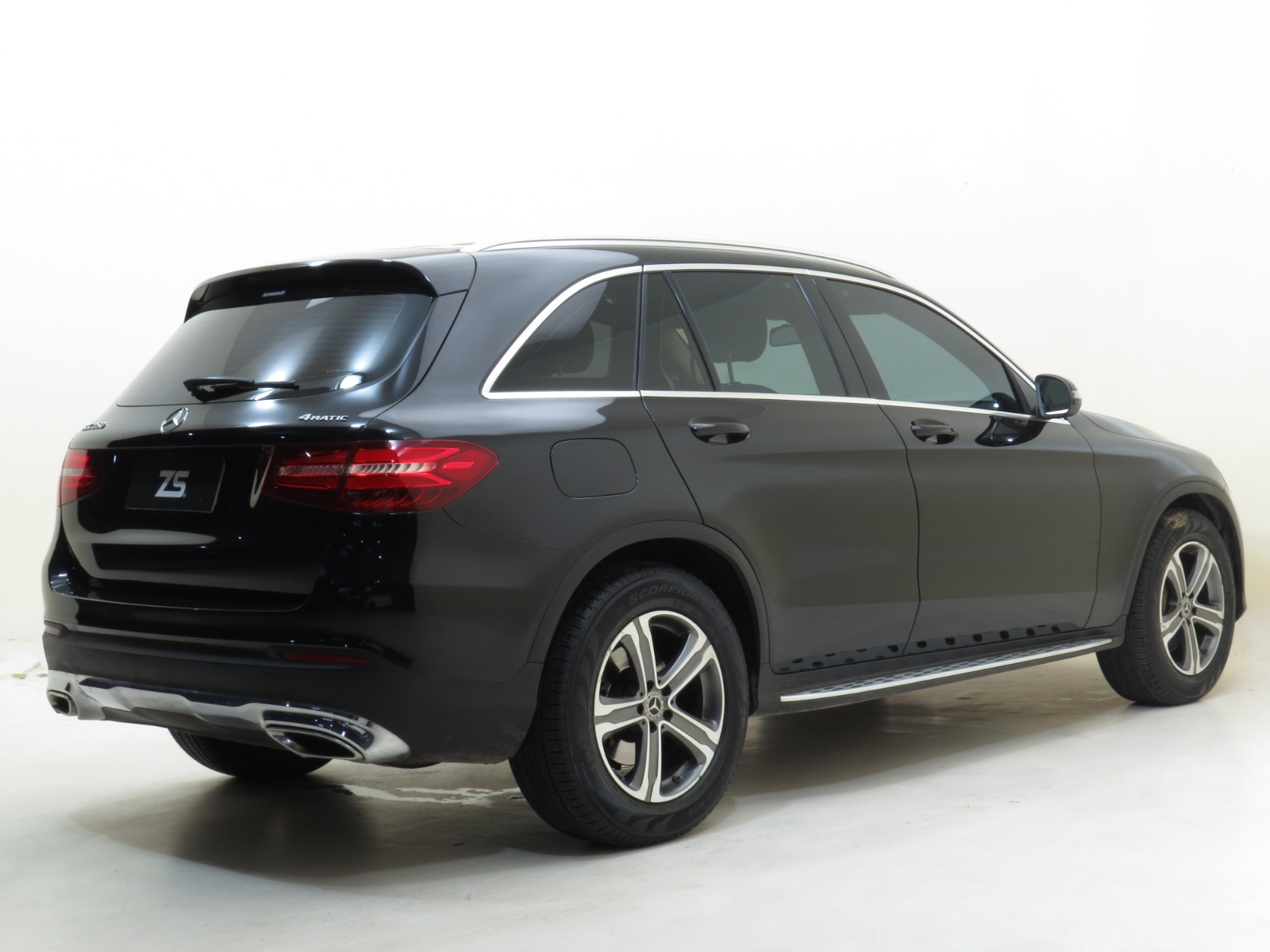 GLC 250 HIGHWAY 2.0 CGI GASOLINA 4MATIC 9G-TRONIC