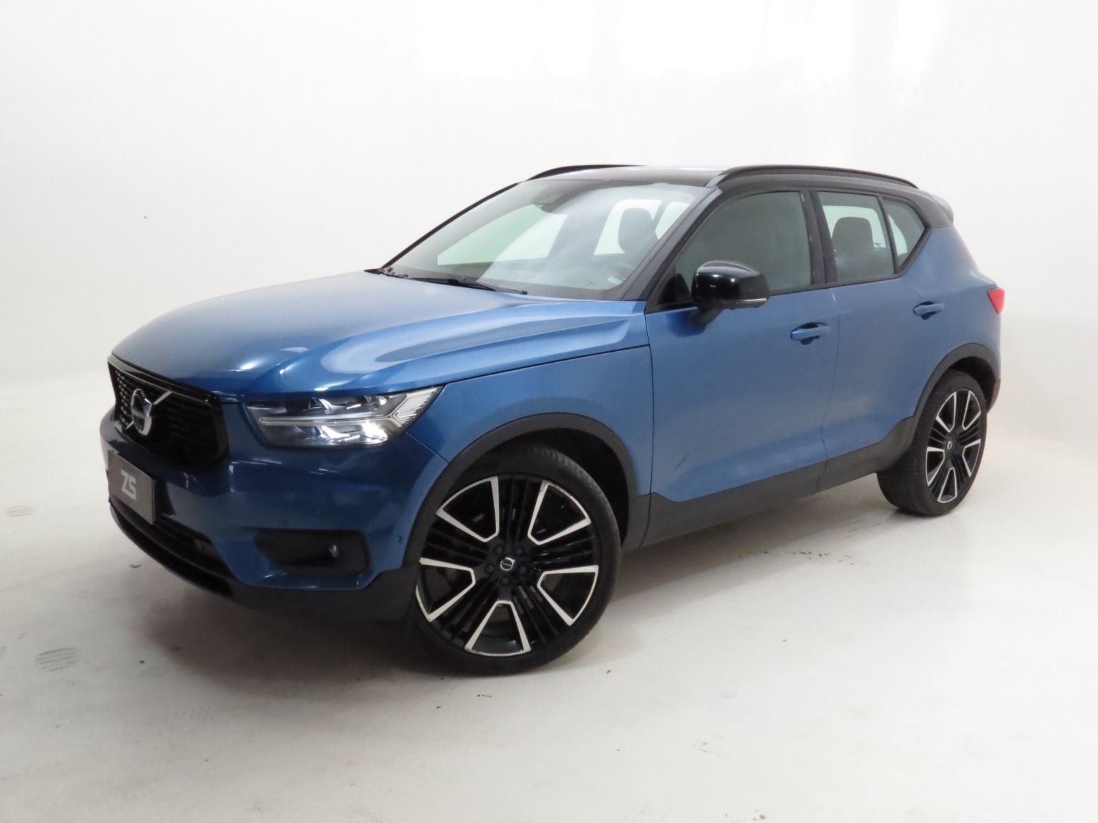 XC40 R-DESIGN 2.0 T5 GASOLINA AWD GEARTRONIC