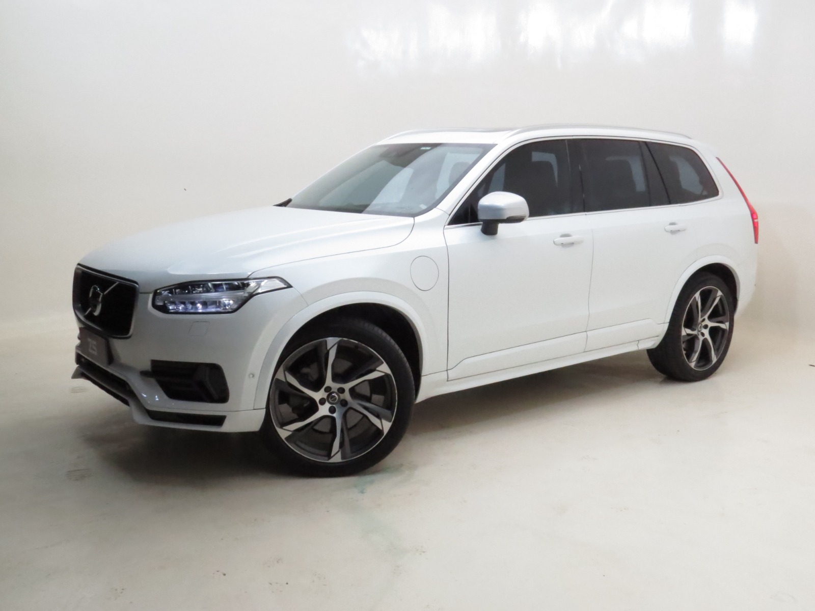 XC90 R-DESIGN 2.0 T8 HYBRID AWD GEARTRONIC