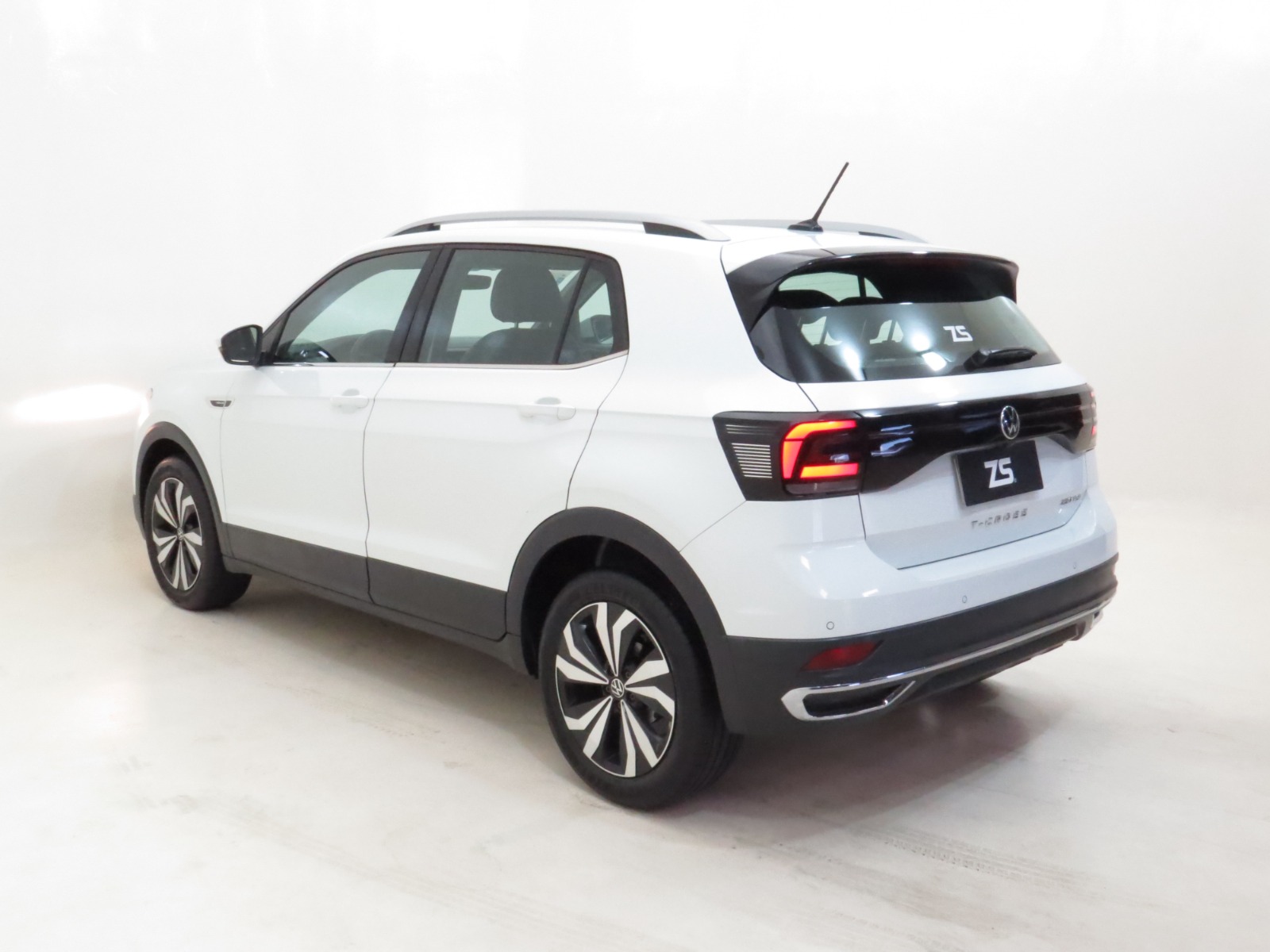 T-CROSS HIGHLINE 1.4 250 TSI FLEX AUTOMÁTICO